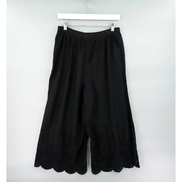 by Anthropologie Wide Leg Capri Pants 4 Black Eyelet Boho Chic Resort Travel - Picture 5 of 16